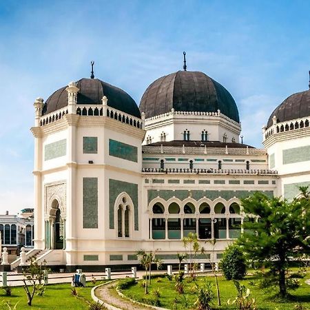 Grand Kanaya Hotel Medan Eksteriør bilde